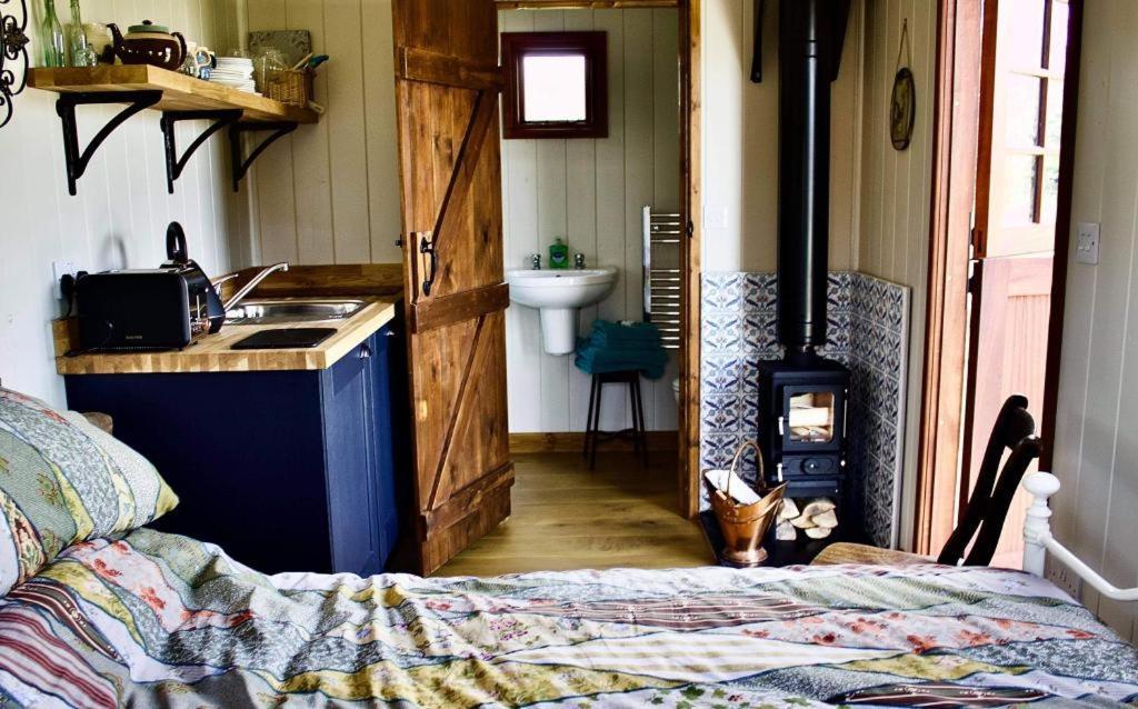 Villa Pooks Rest Hurst Green  Esterno foto